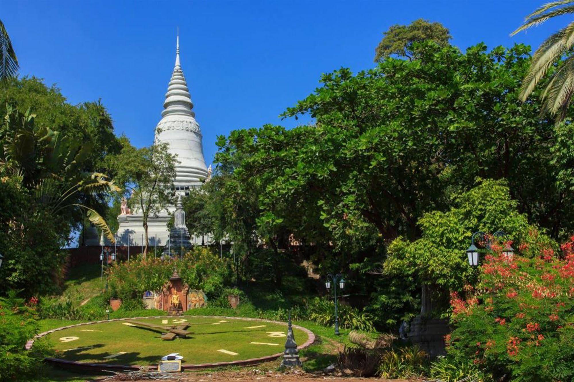 Lucky 2 Guesthouse Phnom Pen Exterior foto