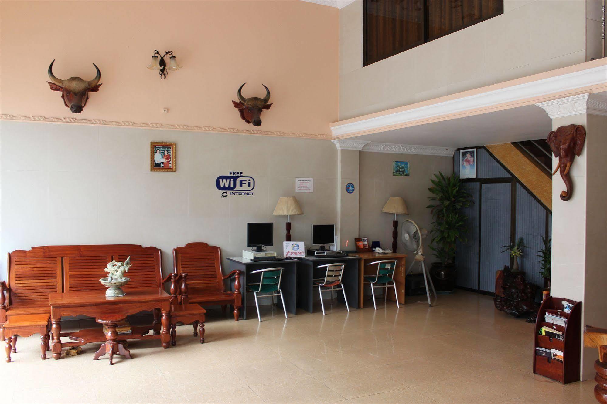 Lucky 2 Guesthouse Phnom Pen Exterior foto